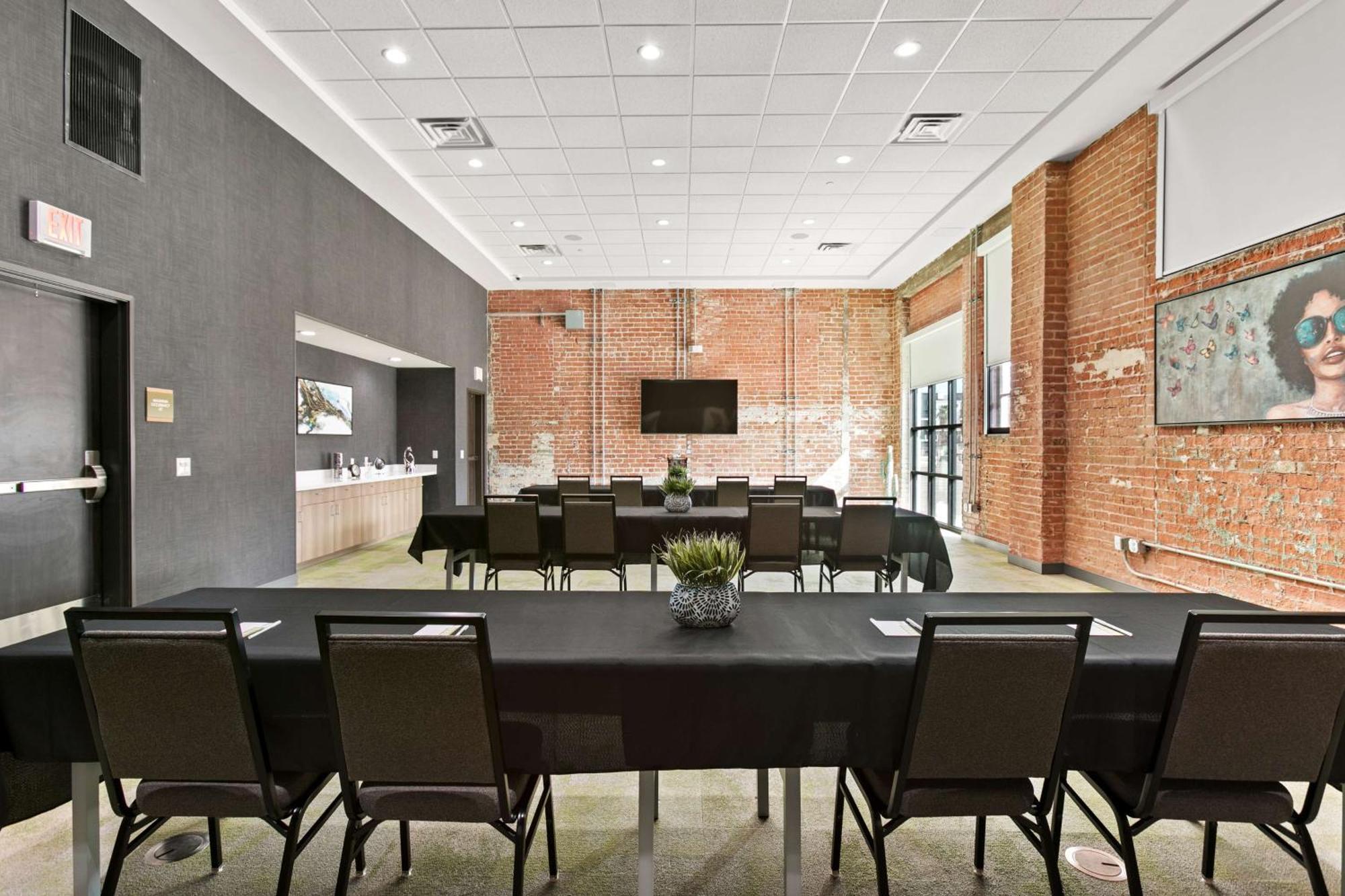 Home2 Suites By Hilton Phoenix Downtown Ngoại thất bức ảnh